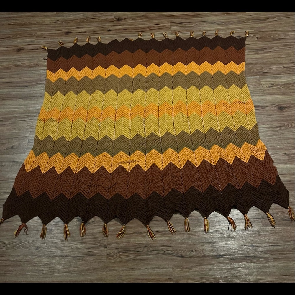 Handmade Crocheted Chevron Afghan Autumn Fall Briwn Orange Green Yellow 60” x 48
